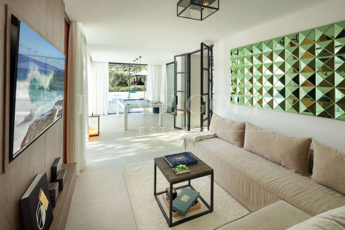5 bed Villa For Sale in Marbella, Malaga - thumb 21