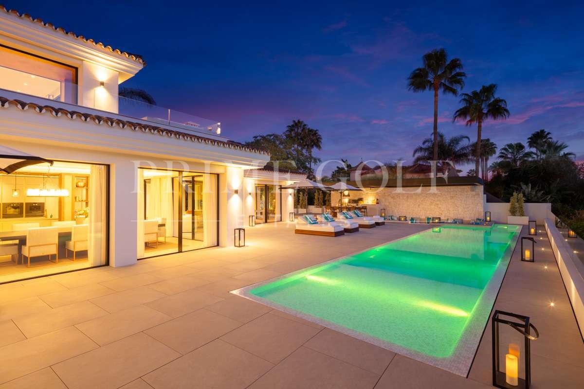 5 bed Villa For Sale in Marbella, Malaga - thumb 28