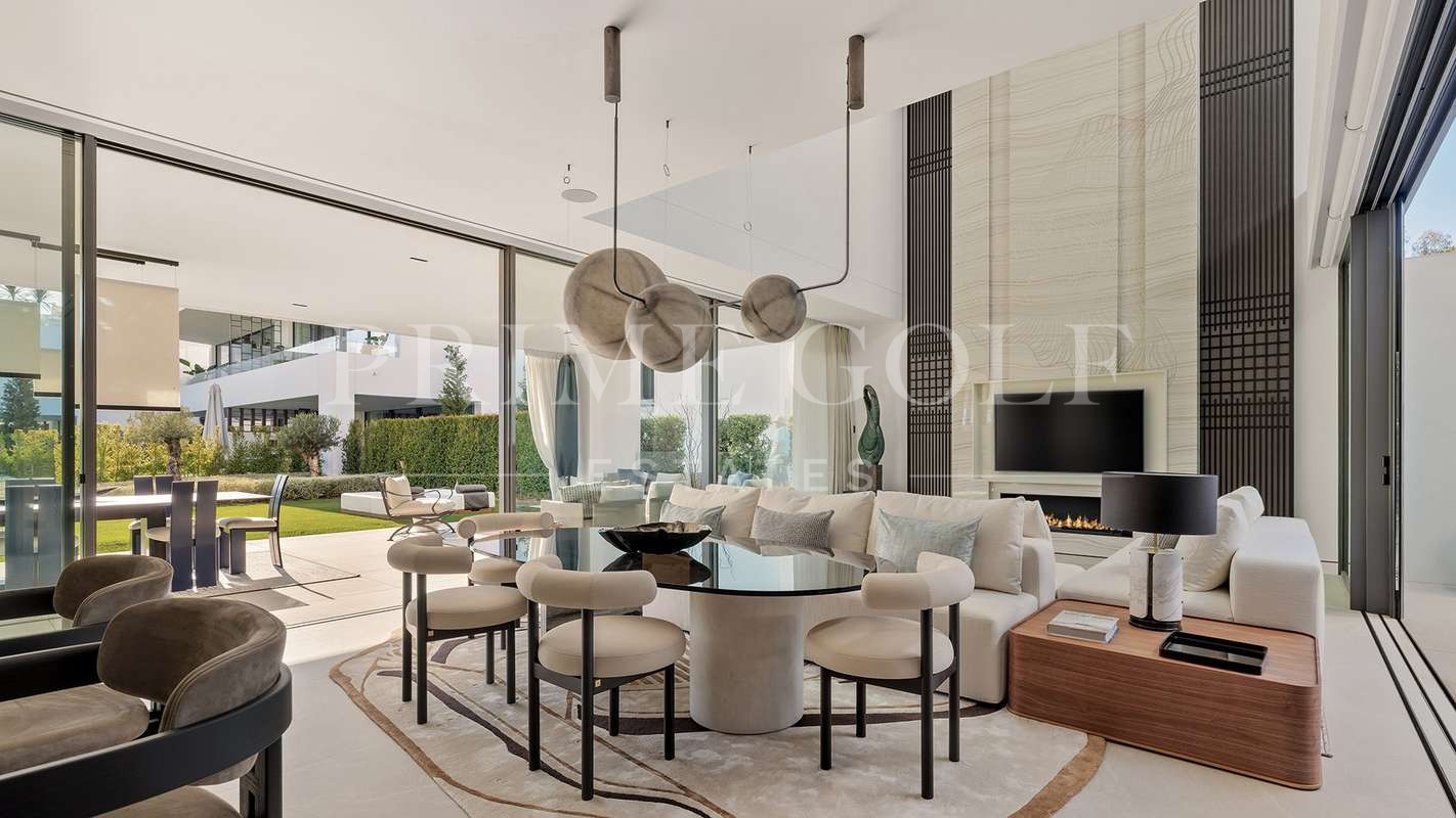 4 bed Villa For Sale in Marbella, Malaga - thumb 10