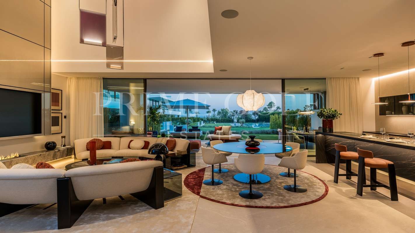 4 bed Villa For Sale in Marbella, Malaga - thumb 1