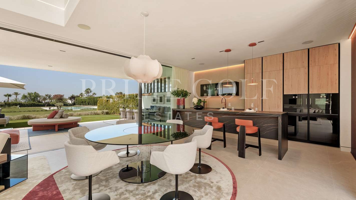 4 bed Villa For Sale in Marbella, Malaga - thumb 9