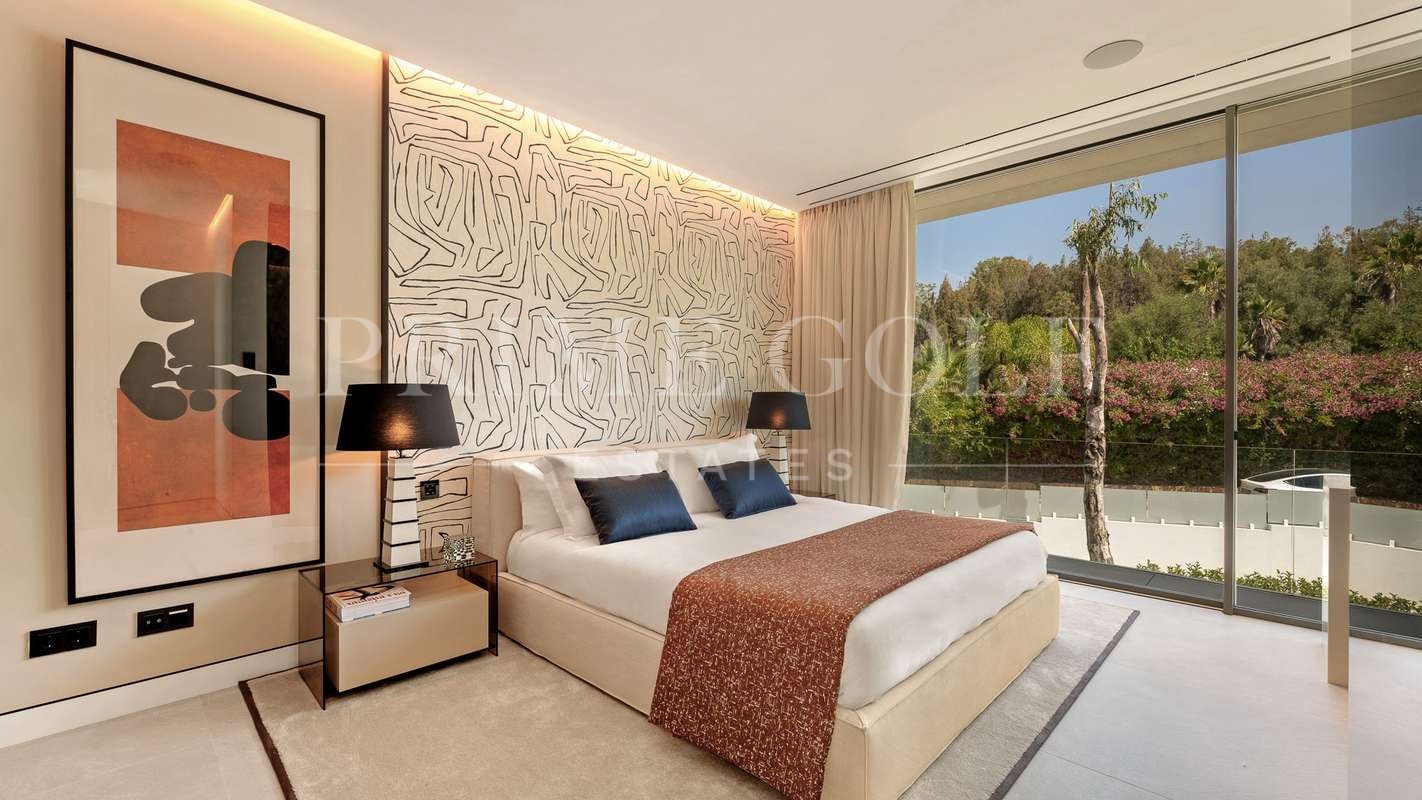 4 bed Villa For Sale in Marbella, Malaga - thumb 14