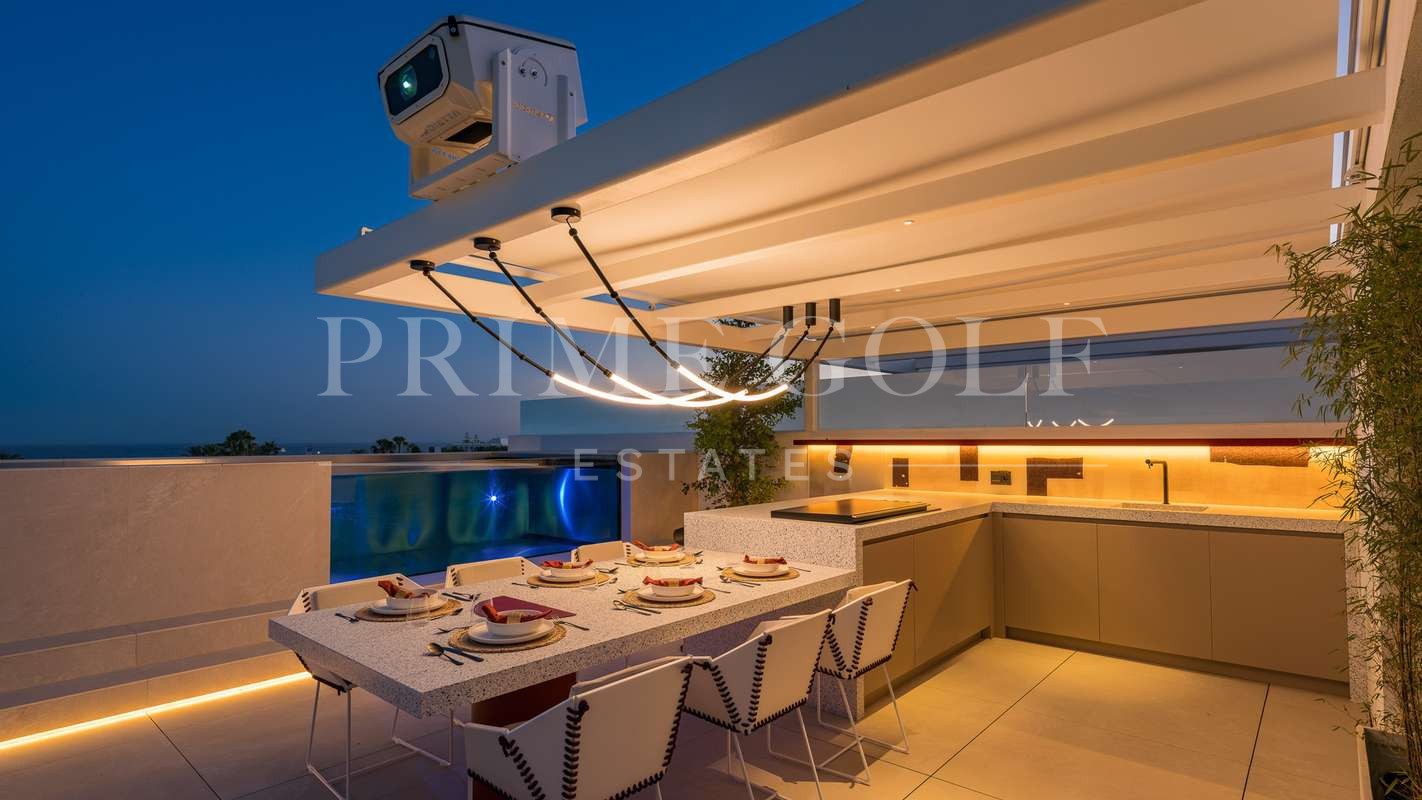 4 bed Villa For Sale in Marbella, Malaga - thumb 40