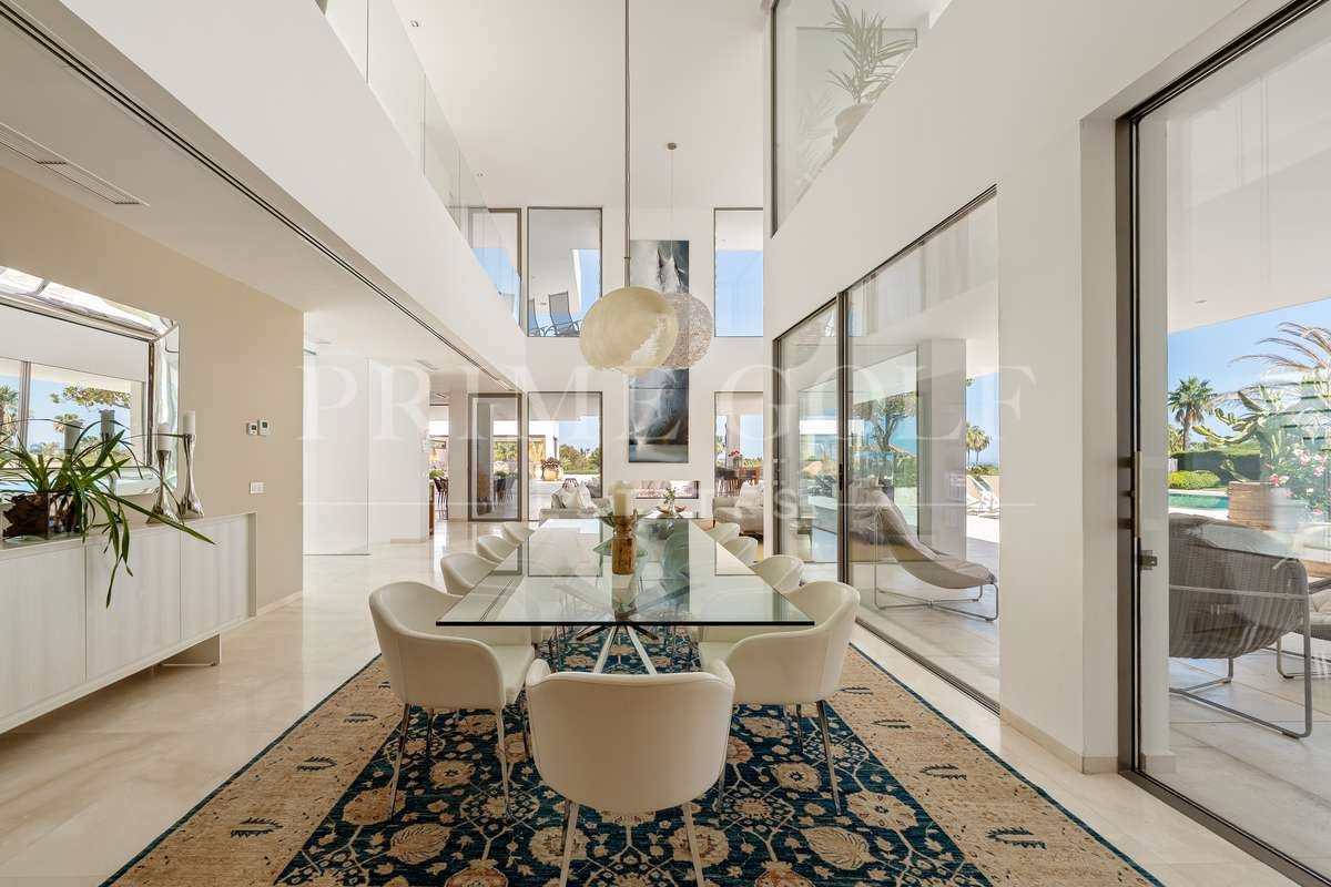 7 bed Villa For Sale in Marbella, Malaga - thumb 3