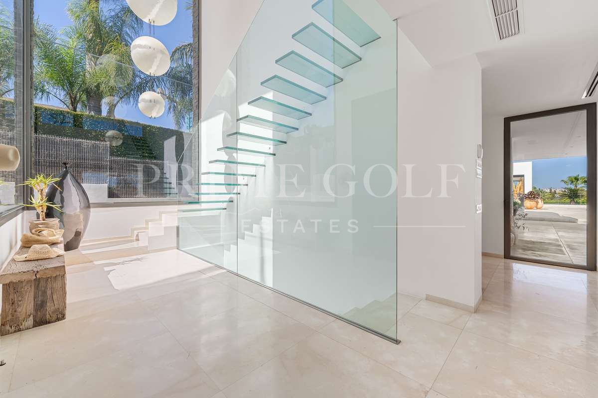 7 bed Villa For Sale in Marbella, Malaga - thumb 7