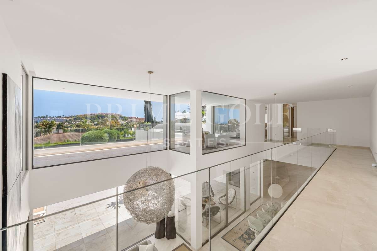 7 bed Villa For Sale in Marbella, Malaga - thumb 9