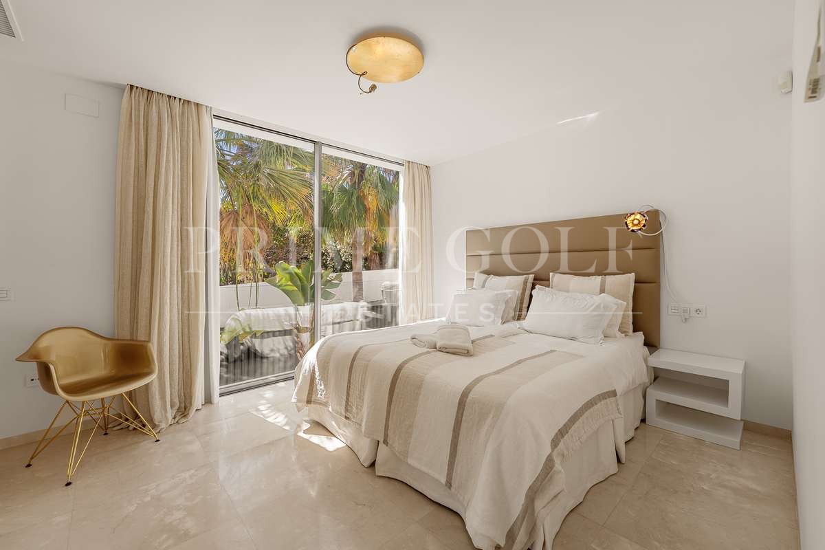 7 bed Villa For Sale in Marbella, Malaga - thumb 11
