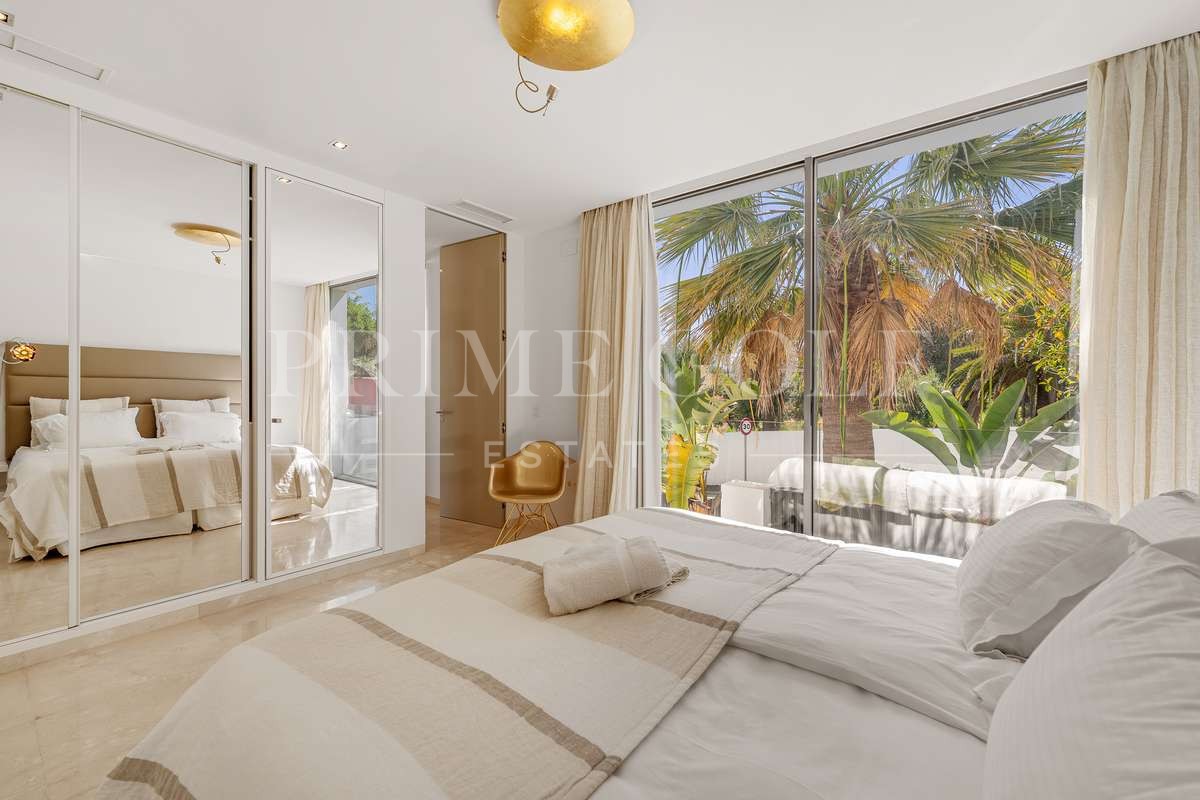 7 bed Villa For Sale in Marbella, Malaga - thumb 12