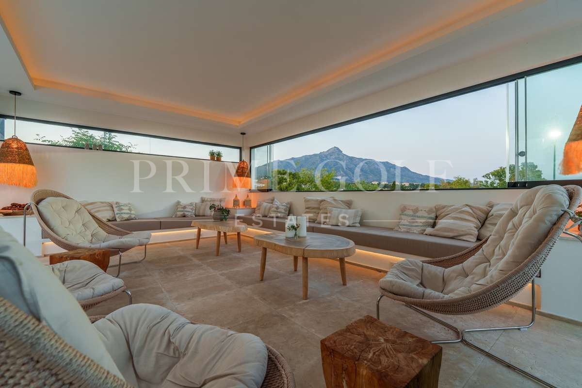 7 bed Villa For Sale in Marbella, Malaga - thumb 22