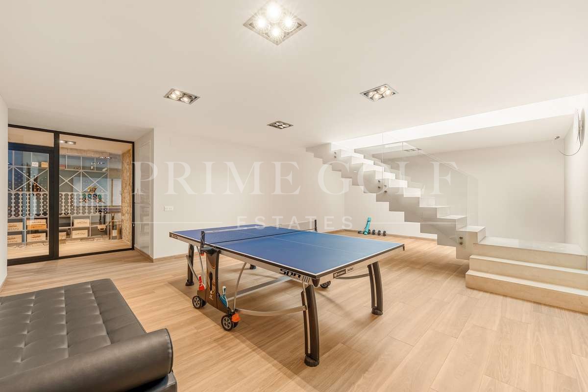 7 bed Villa For Sale in Marbella, Malaga - thumb 23