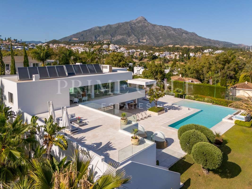 7 bed Villa For Sale in Marbella, Malaga - thumb 37
