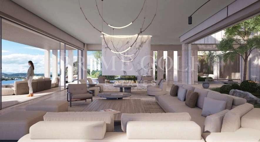 7 bed Villa For Sale in San Roque, Cadiz - thumb 1