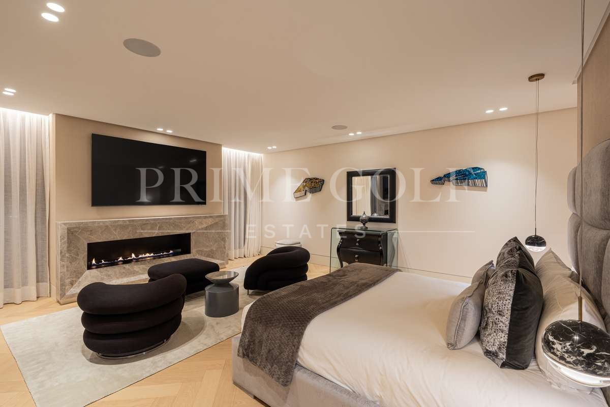 5 bed Villa For Sale in Marbella, Malaga - thumb 13