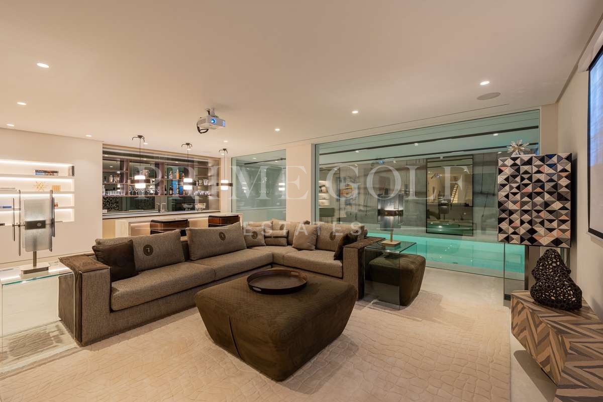 5 bed Villa For Sale in Marbella, Malaga - thumb 21