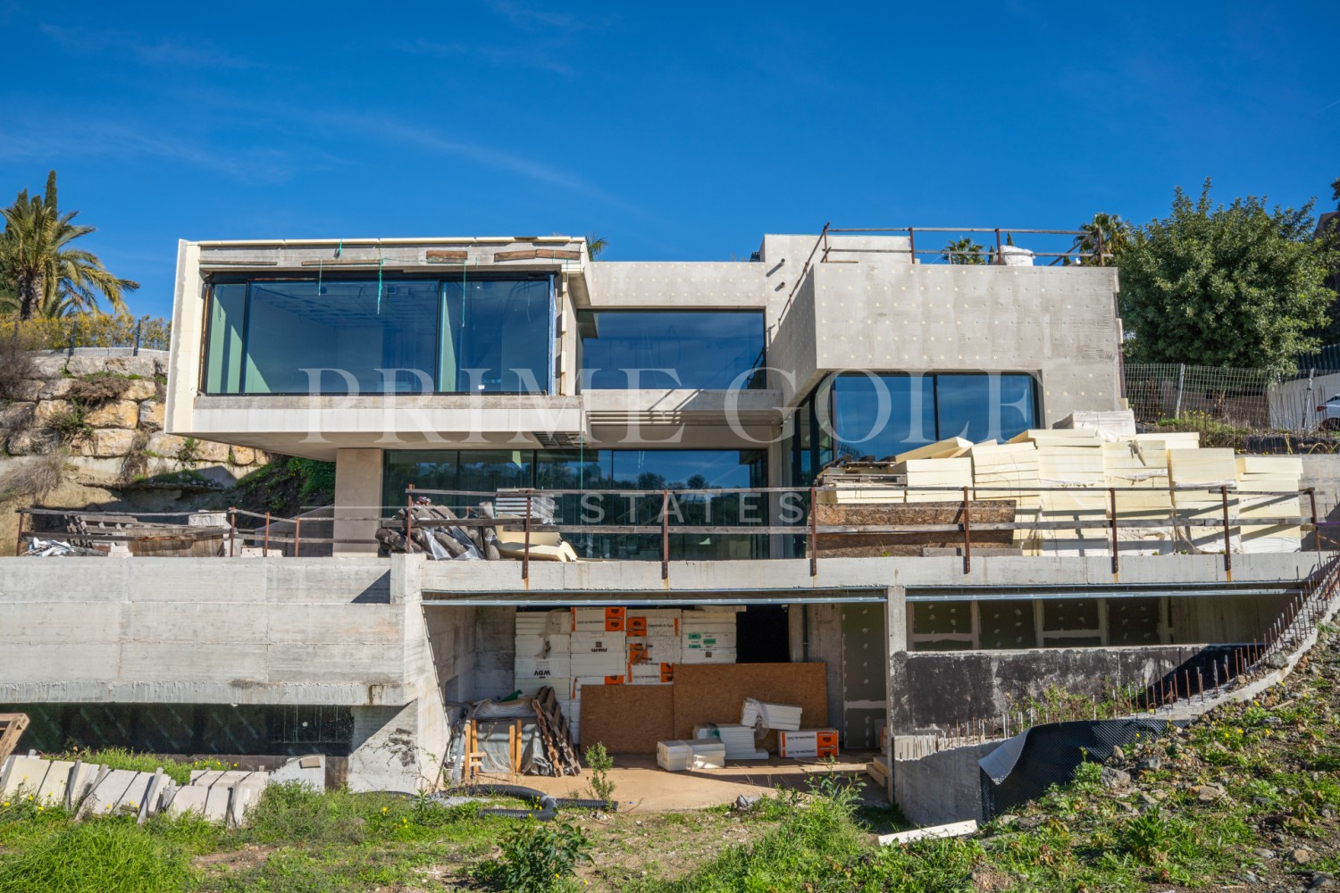5 bed Villa For Sale in Benahavis, Malaga - thumb 2