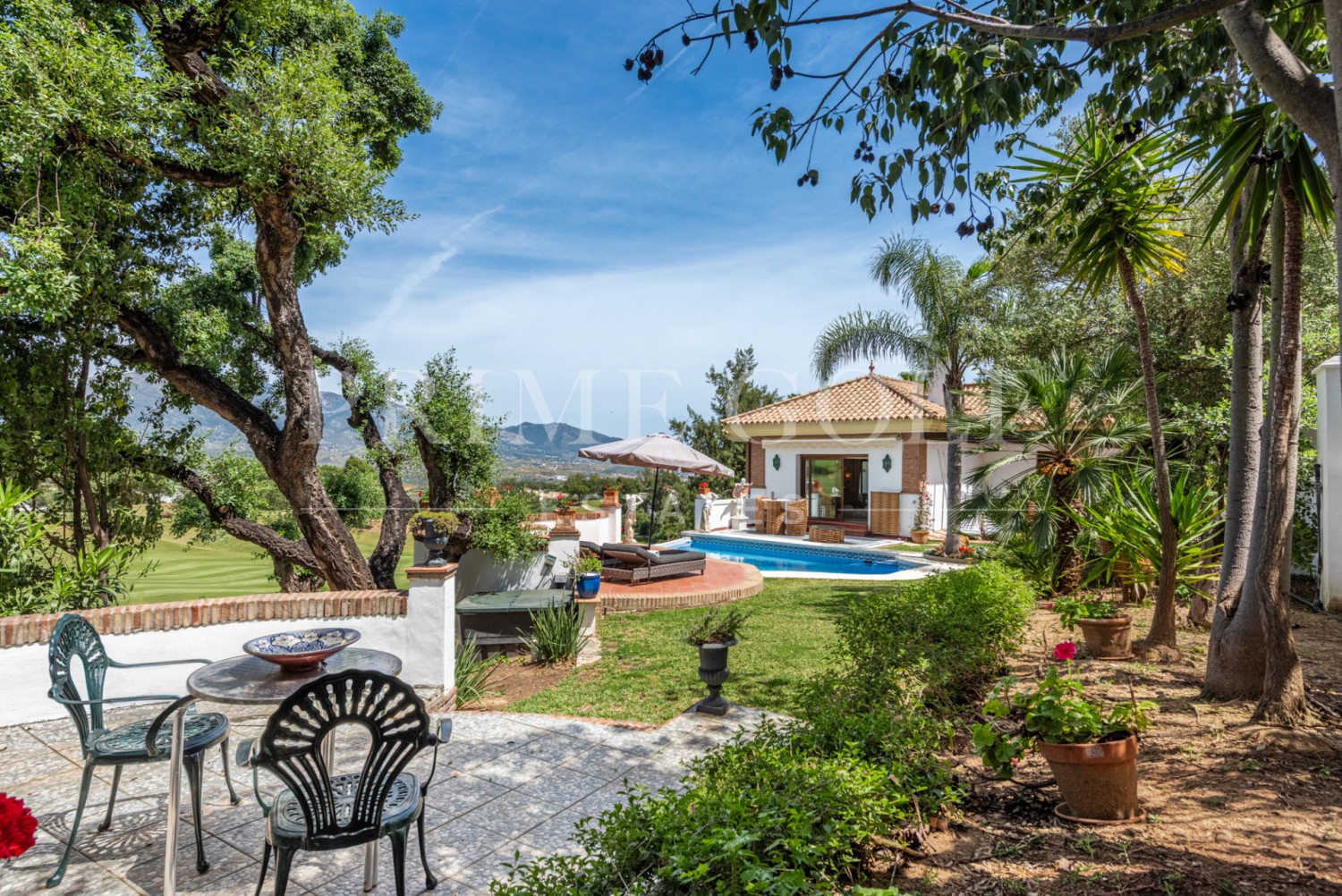 4 bed Villa For Sale in Mijas Costa, Malaga - thumb 1