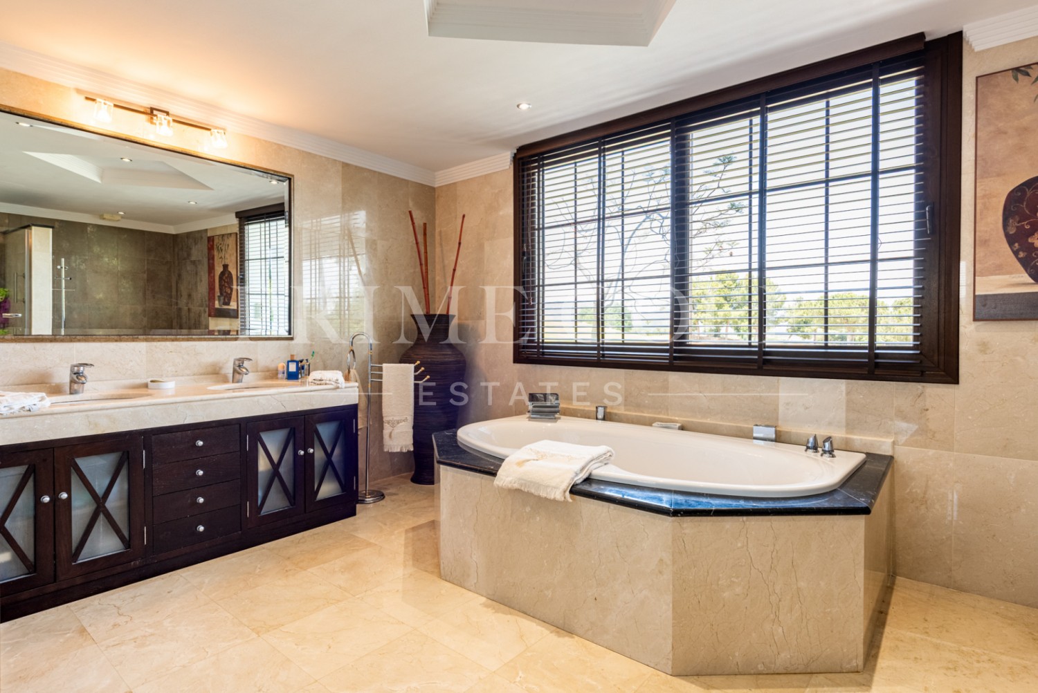 4 bed Villa For Sale in Mijas Costa, Malaga - thumb 17