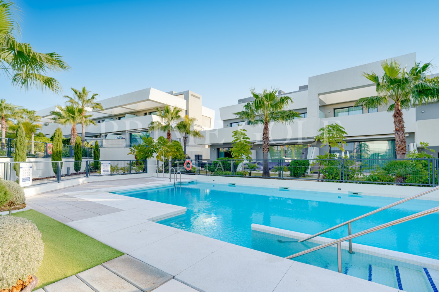 4 bed Townhouse For Sale in Mijas Costa, Malaga - thumb 3
