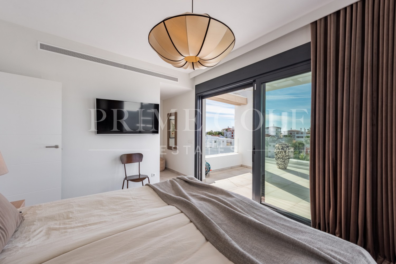 3 bed Penthouse For Sale in Estepona, Malaga - thumb 16