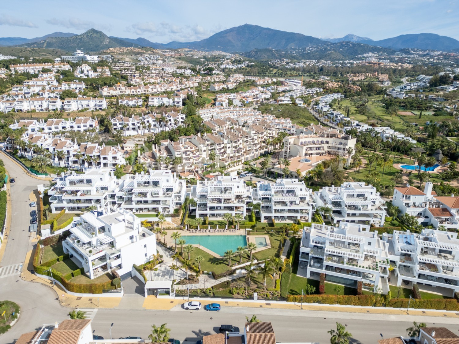 3 bed Penthouse For Sale in Estepona, Malaga - thumb 36