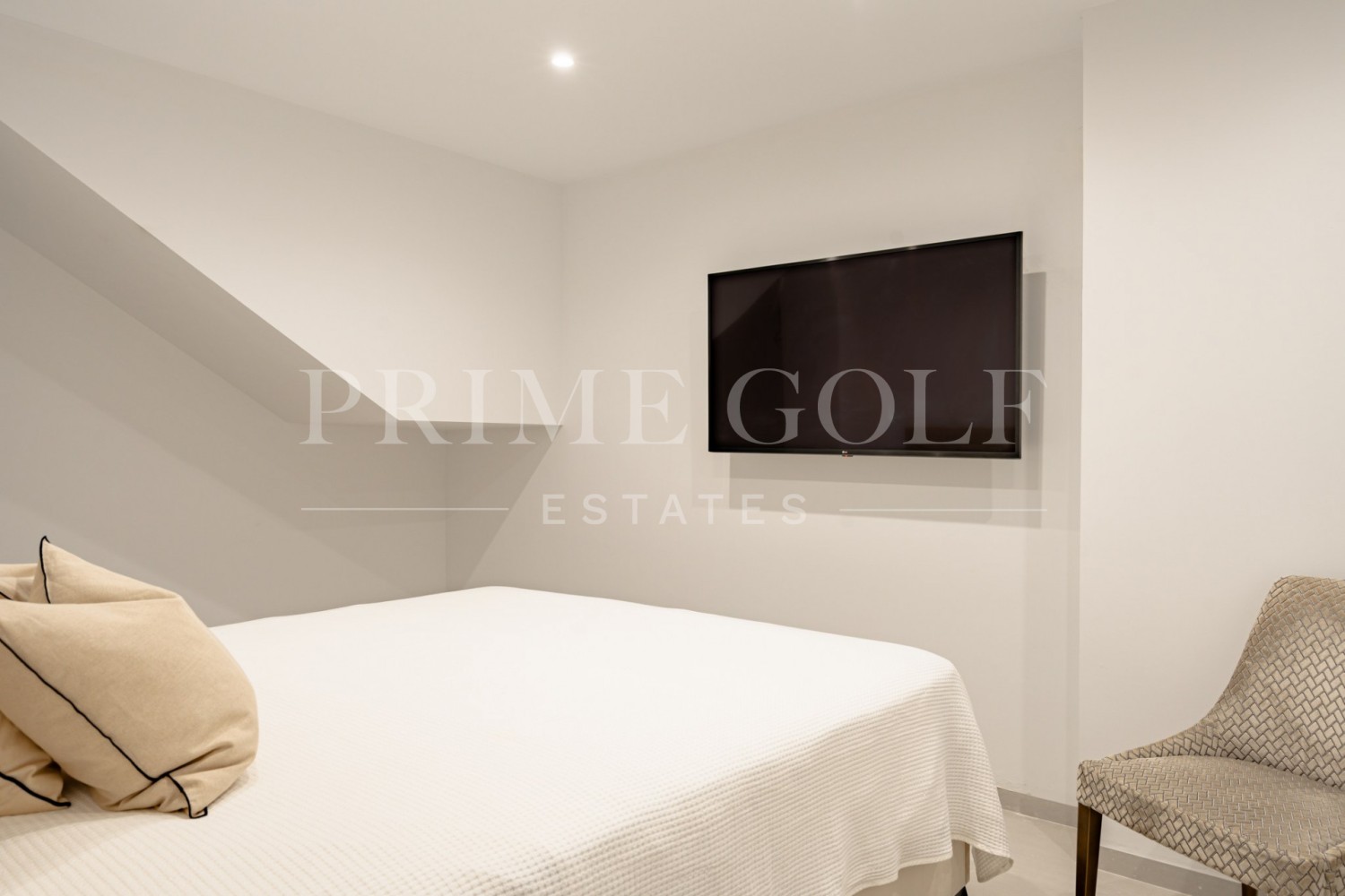 4 bed Villa For Sale in Mijas Costa, Malaga - thumb 33