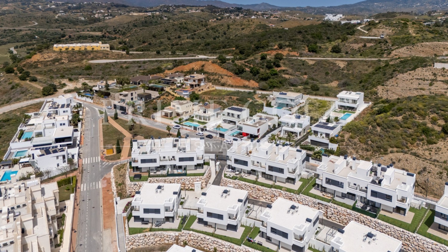 4 bed Villa For Sale in Mijas Costa, Malaga - thumb 39