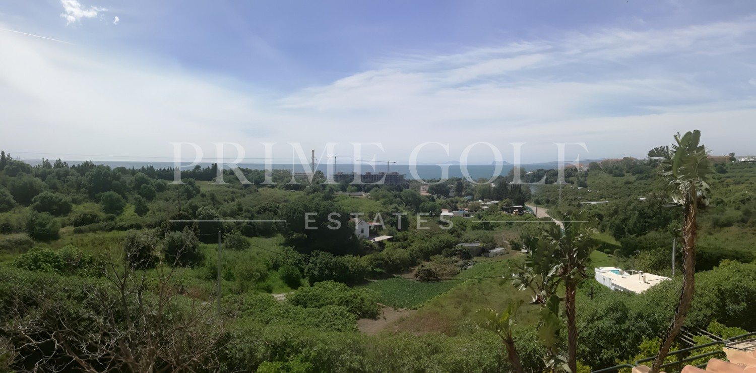 6 bed Villa For Sale in Estepona, Malaga - thumb 16