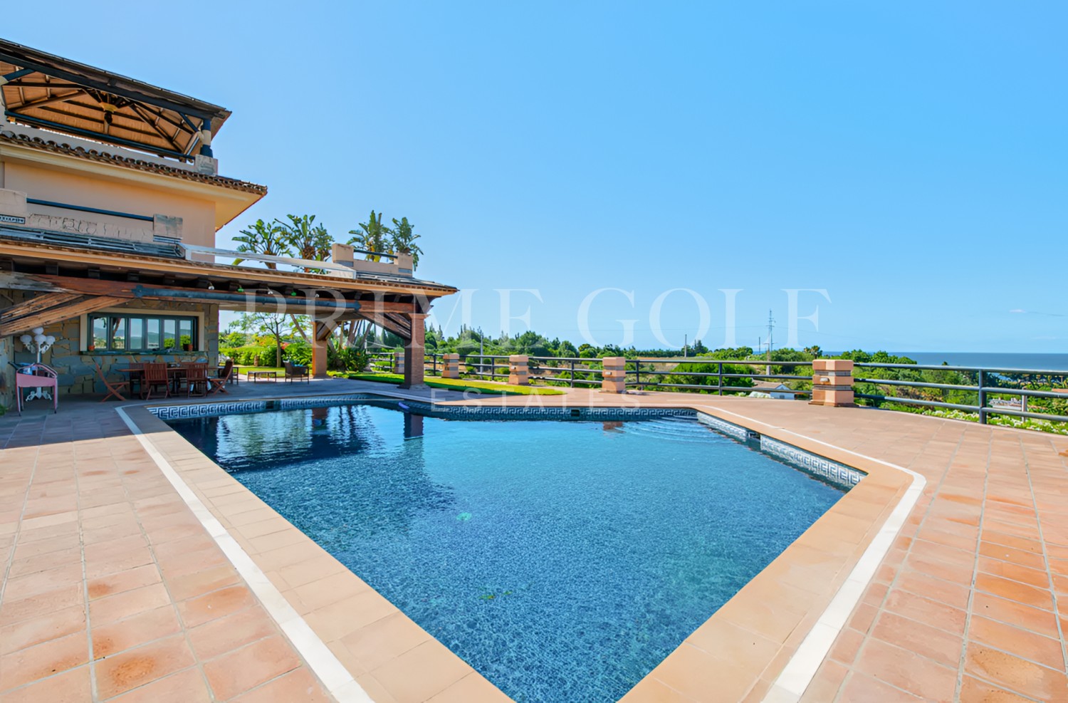 6 bed Villa For Sale in Estepona, Malaga - thumb 17