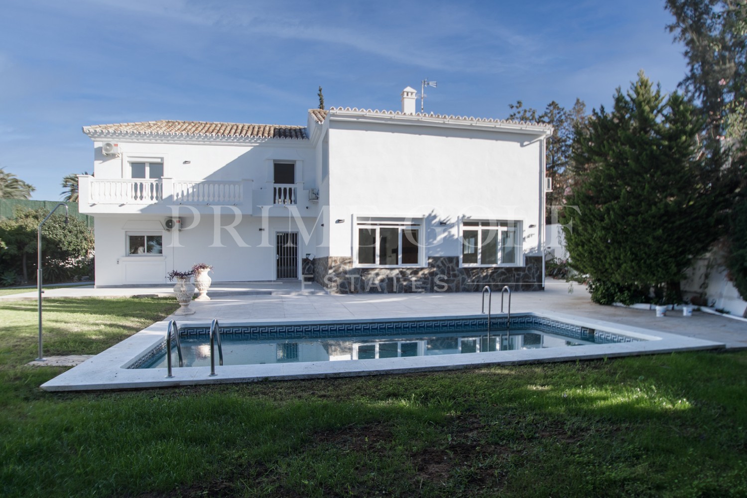 4 bed Villa For Sale in Nueva Andalucia, Malaga - thumb 6
