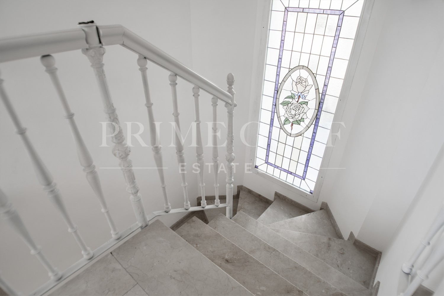 4 bed Villa For Sale in Nueva Andalucia, Malaga - thumb 23