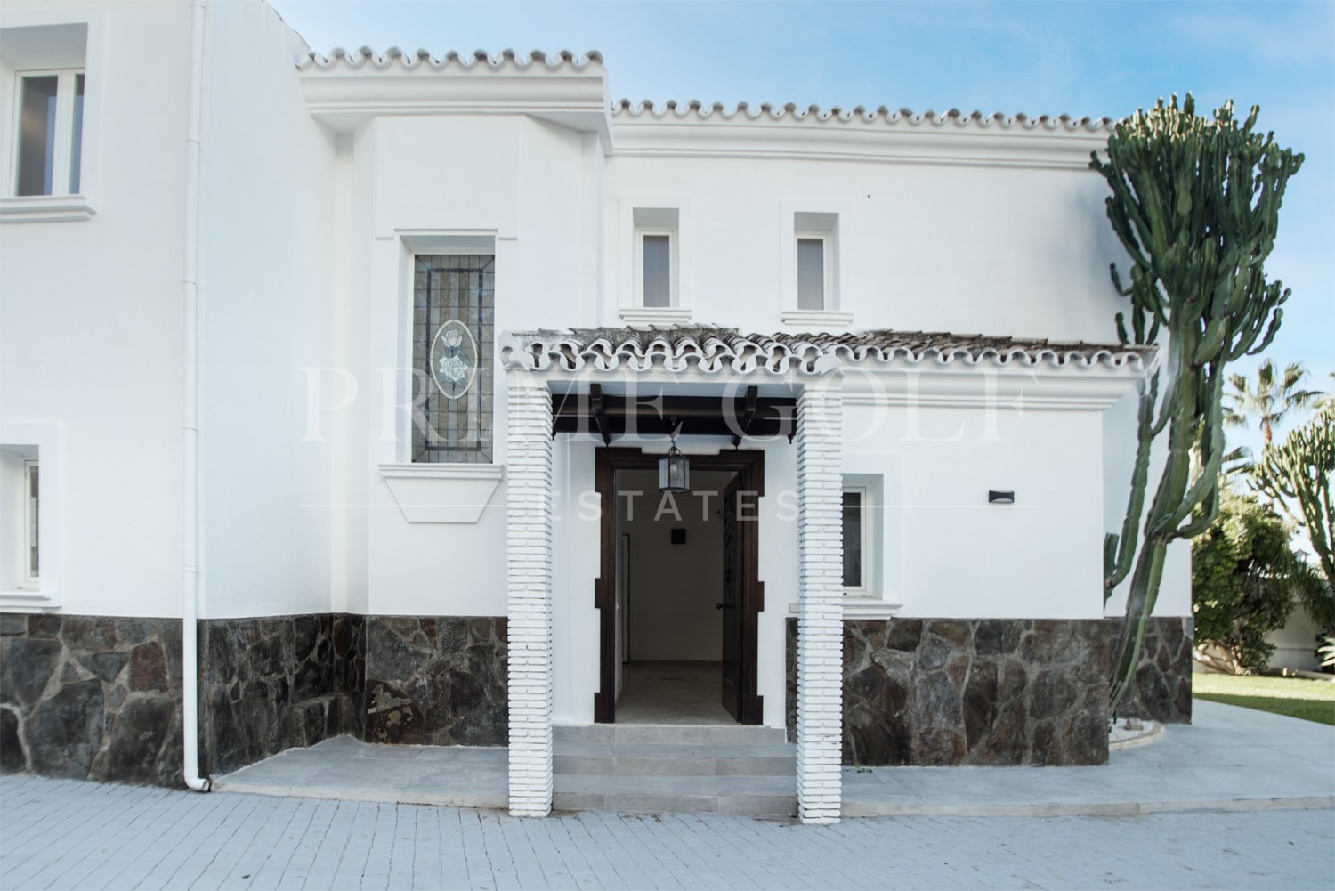 4 bed Villa For Sale in Nueva Andalucia, Malaga - thumb 25