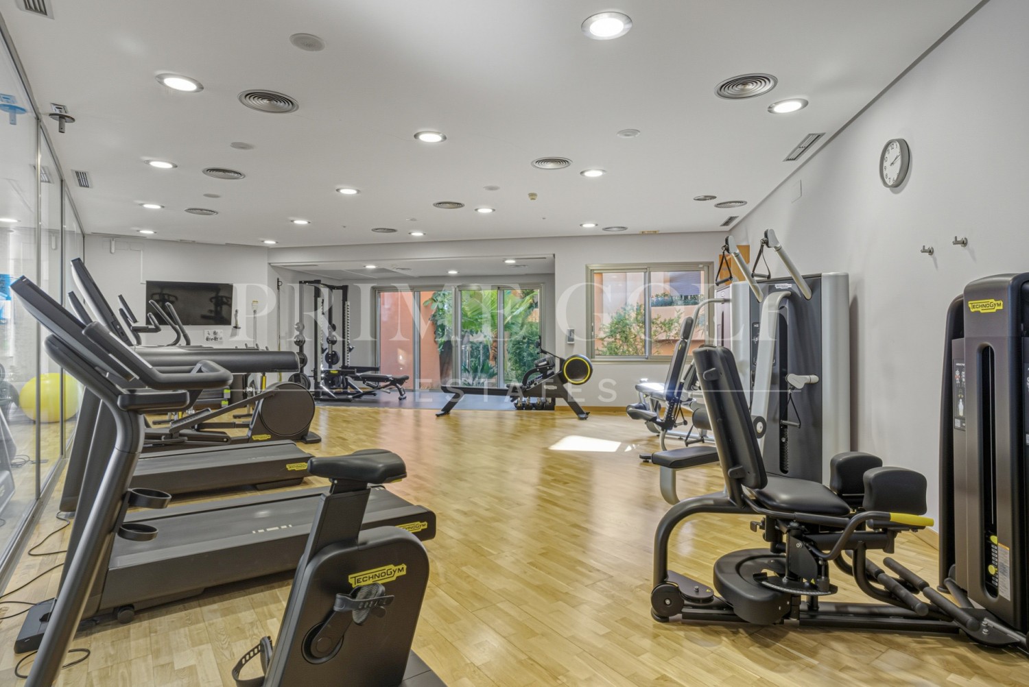 2 bed Apartment For Sale in Marbella Golden Mile, Malaga - thumb 11