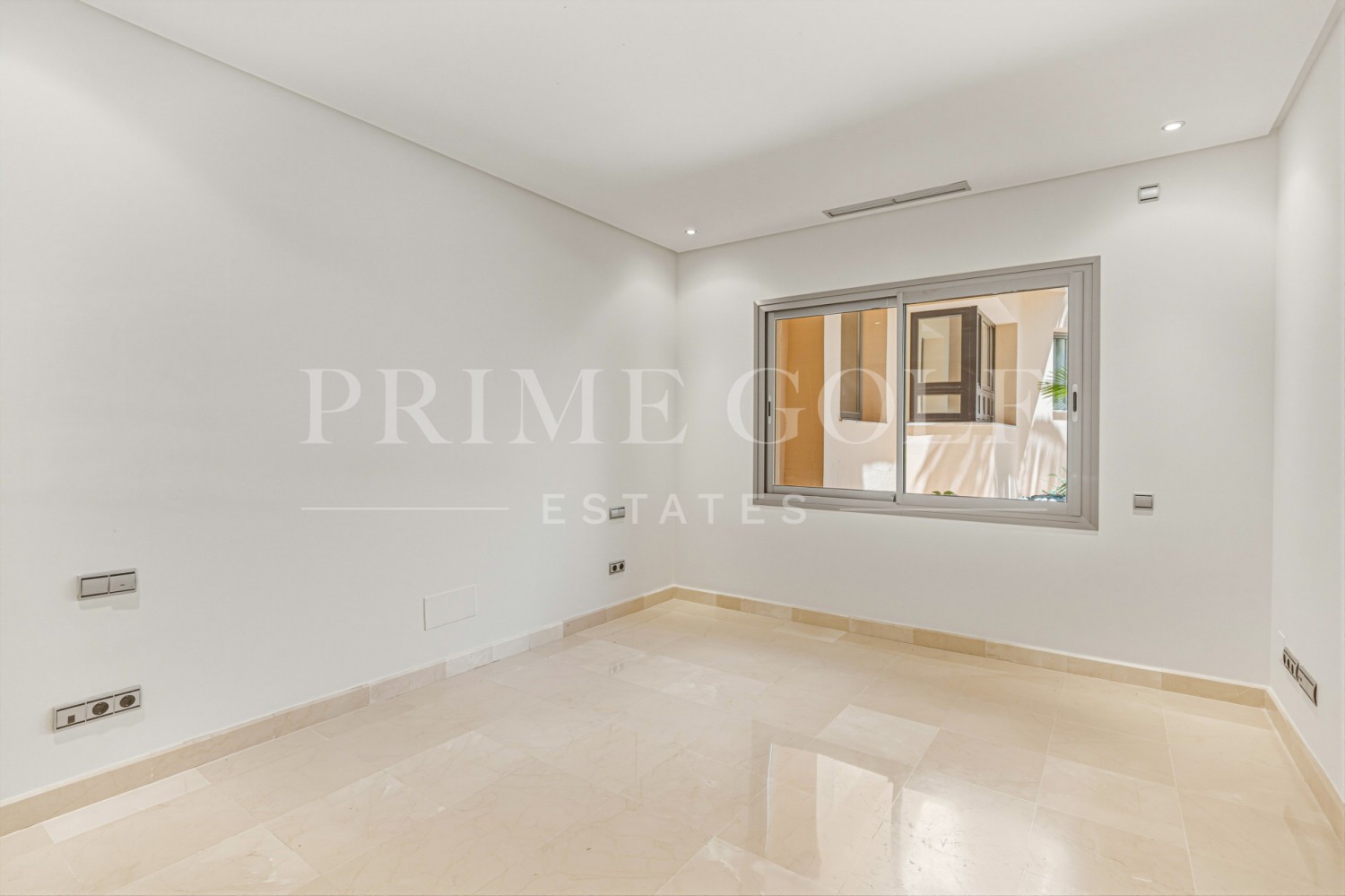 2 bed Apartment For Sale in Marbella Golden Mile, Malaga - thumb 27