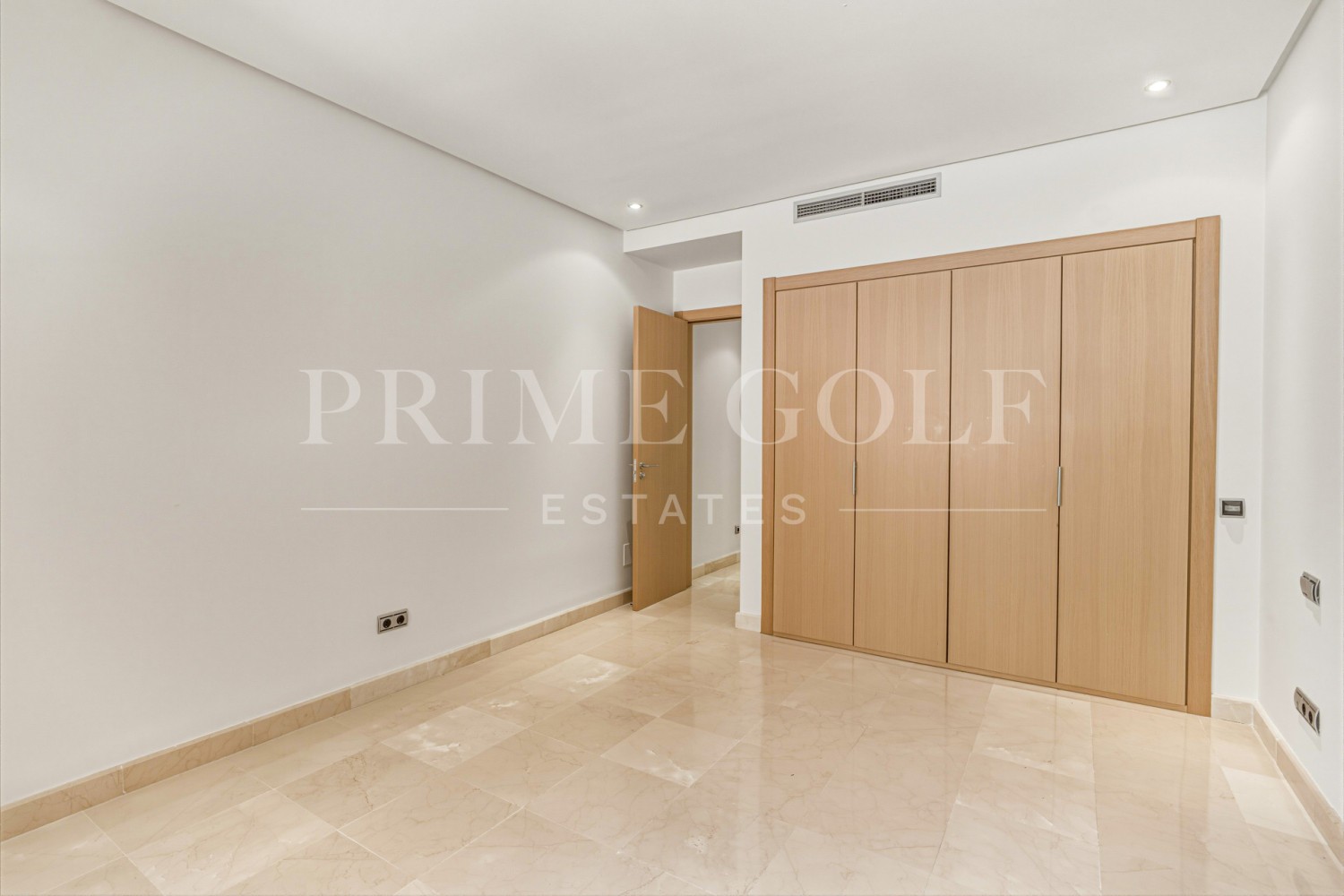 2 bed Apartment For Sale in Marbella Golden Mile, Malaga - thumb 28