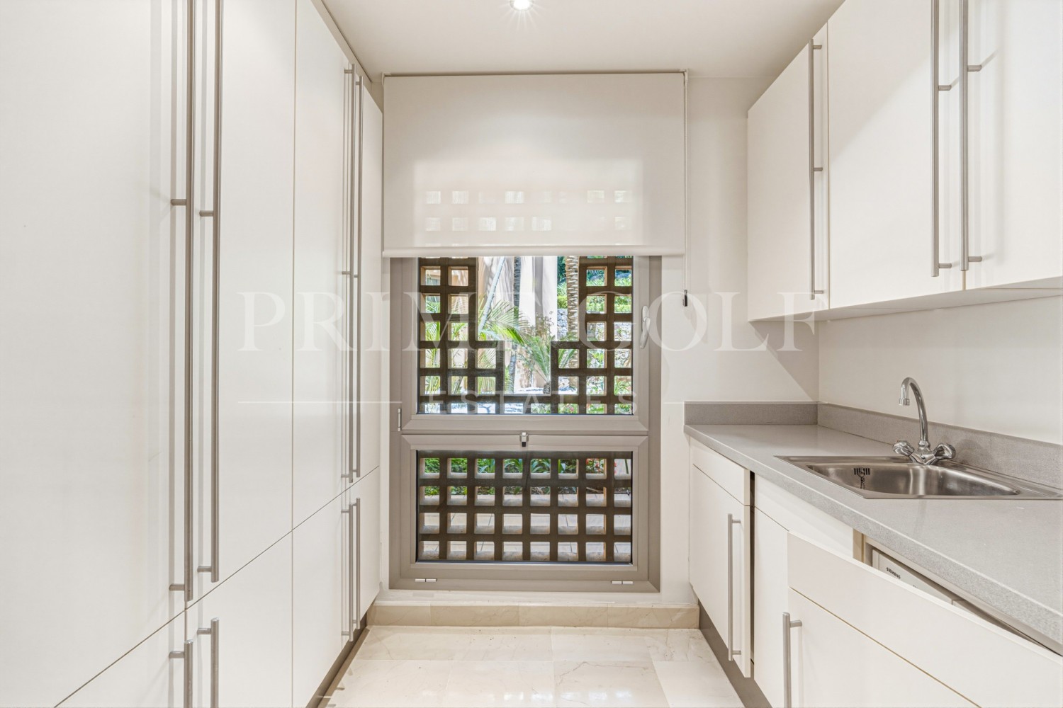 2 bed Apartment For Sale in Marbella Golden Mile, Malaga - thumb 35