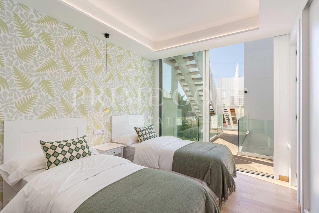 4 bed Villa For Sale in Marbella, Malaga - thumb 31