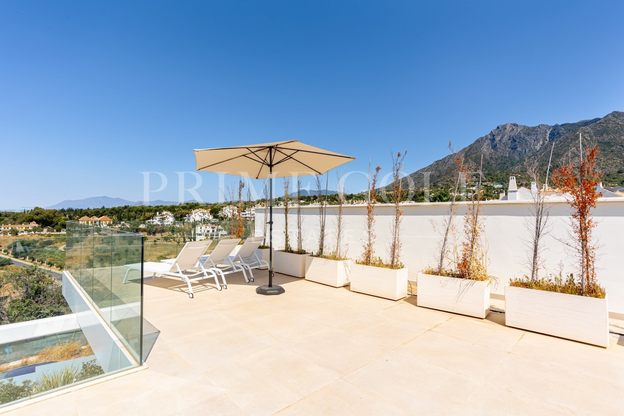 4 bed Villa For Sale in Marbella, Malaga - thumb 34