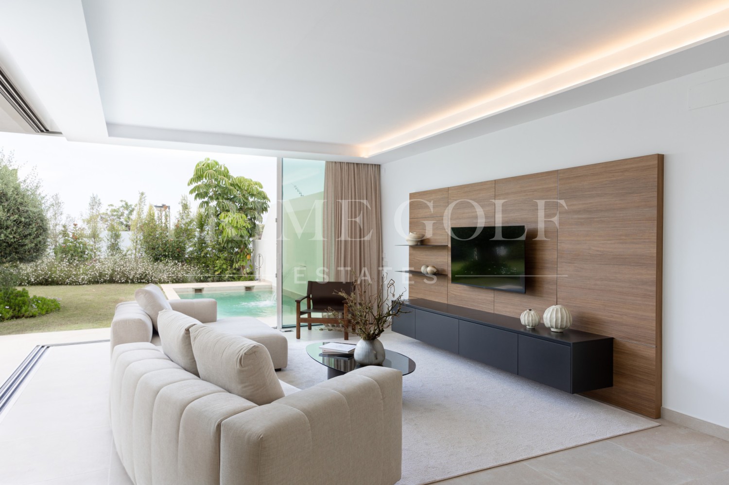 4 bed Villa For Sale in Marbella, Malaga - thumb 6