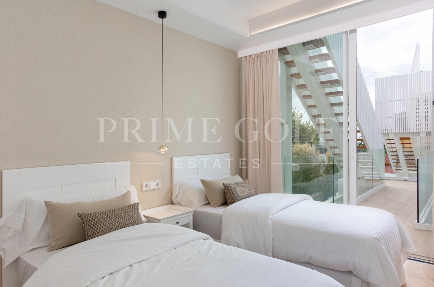 4 bed Villa For Sale in Marbella, Malaga - thumb 25