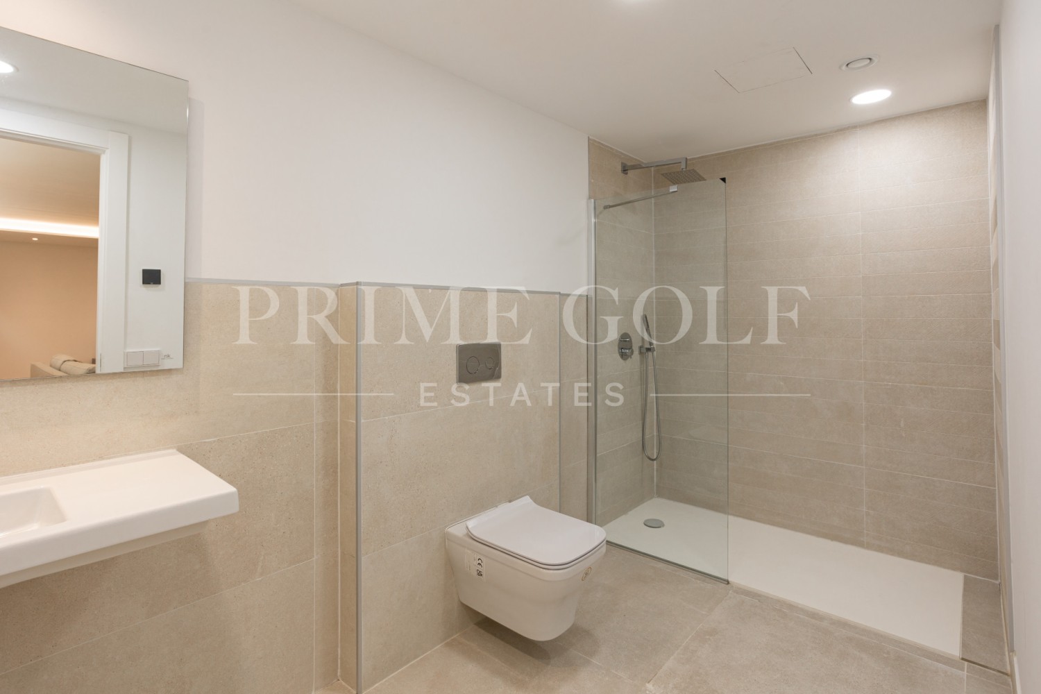 4 bed Villa For Sale in Marbella, Malaga - thumb 35