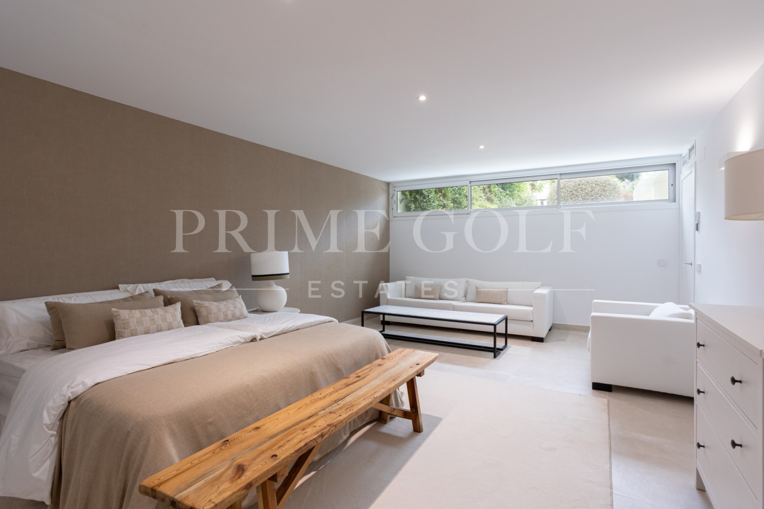 4 bed Villa For Sale in Marbella, Malaga - thumb 37
