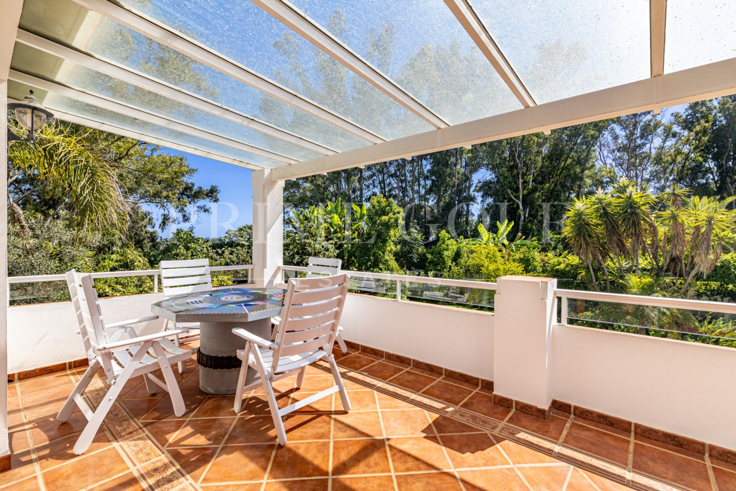5 bed Chalet For Sale in Estepona, Malaga - thumb 21