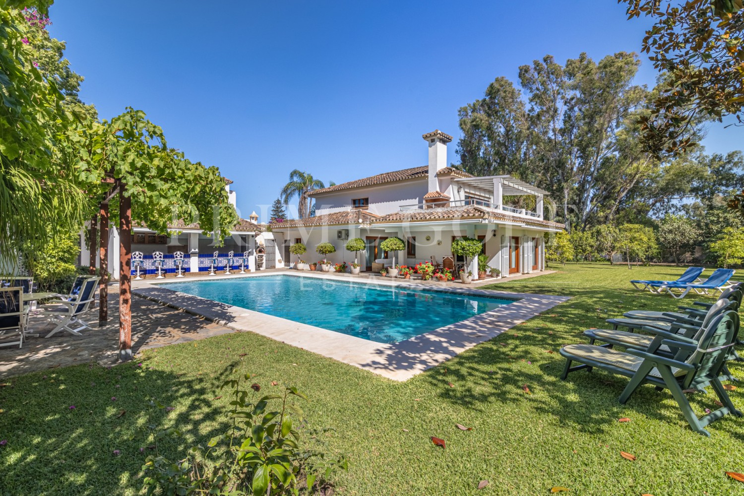 5 bed Chalet For Sale in Estepona, Malaga - thumb 35