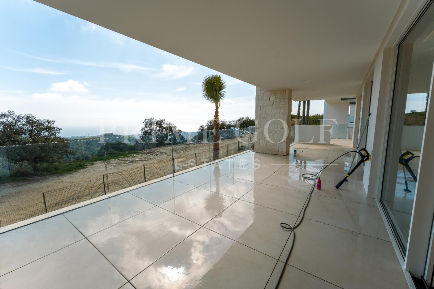 4 bed Penthouse For Sale in Ojen, Malaga - thumb 6