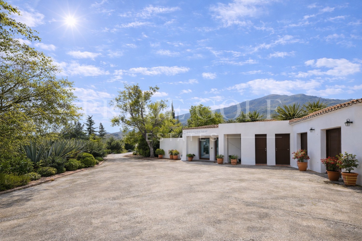 5 bed Townhouse For Sale in Mijas, Malaga - thumb 2