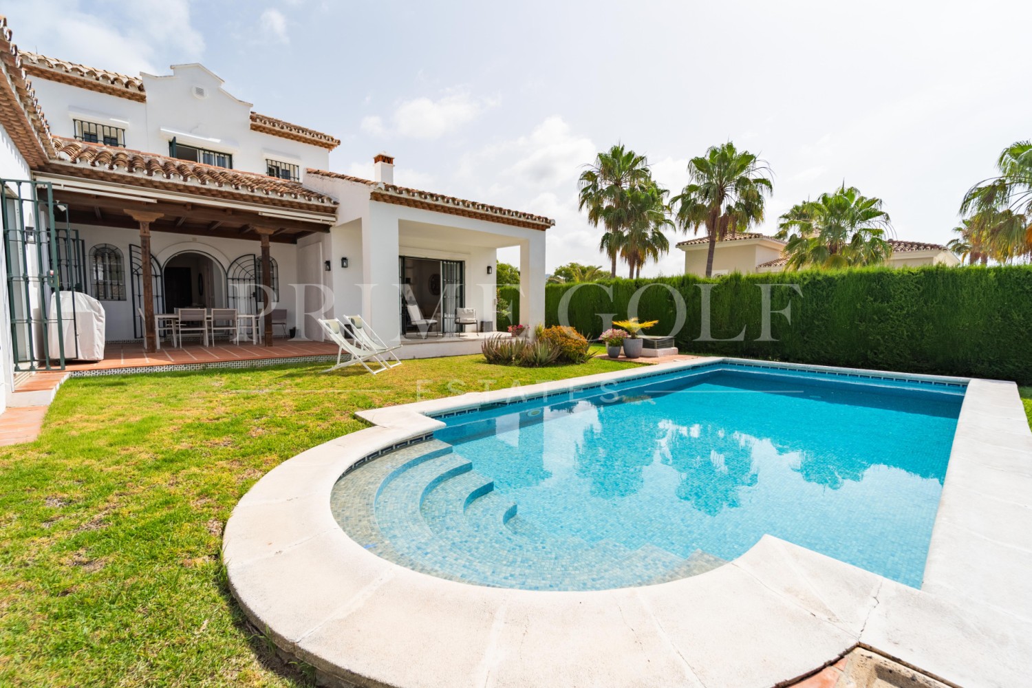 4 bed Villa For Sale in Marbella East, Malaga - thumb 17