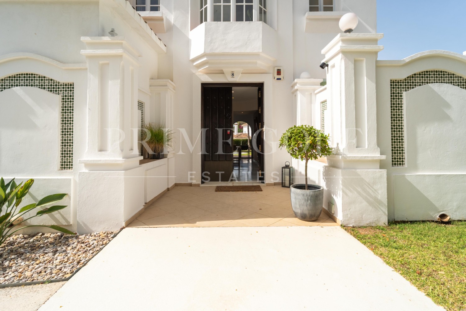 4 bed Villa For Sale in Marbella East, Malaga - thumb 54
