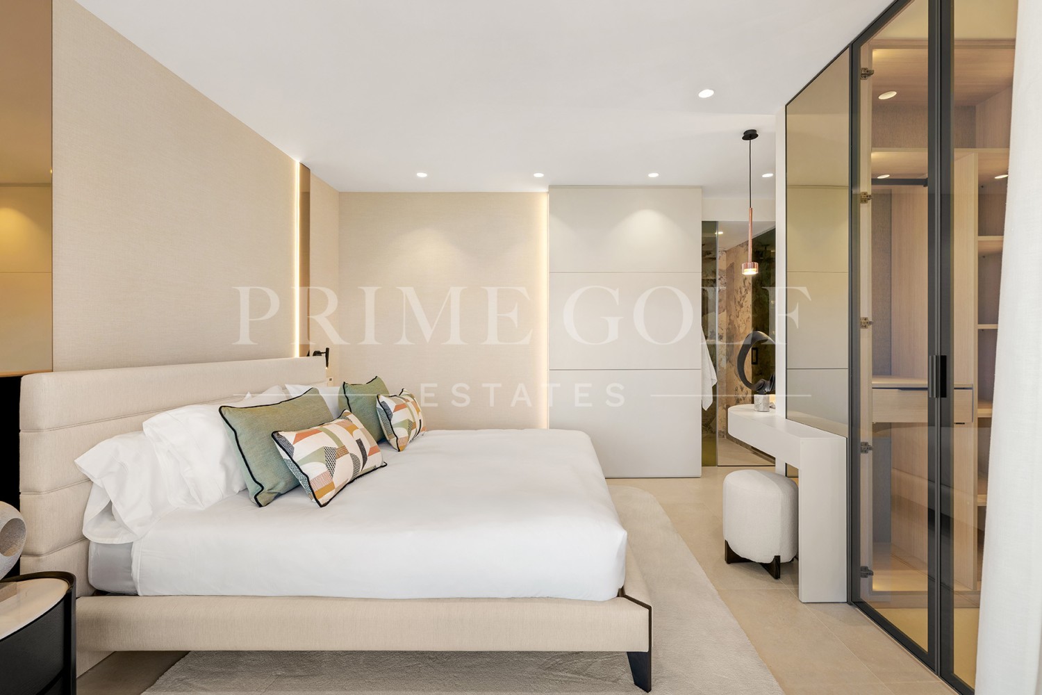 3 bed Apartment For Sale in Estepona, Malaga - thumb 9