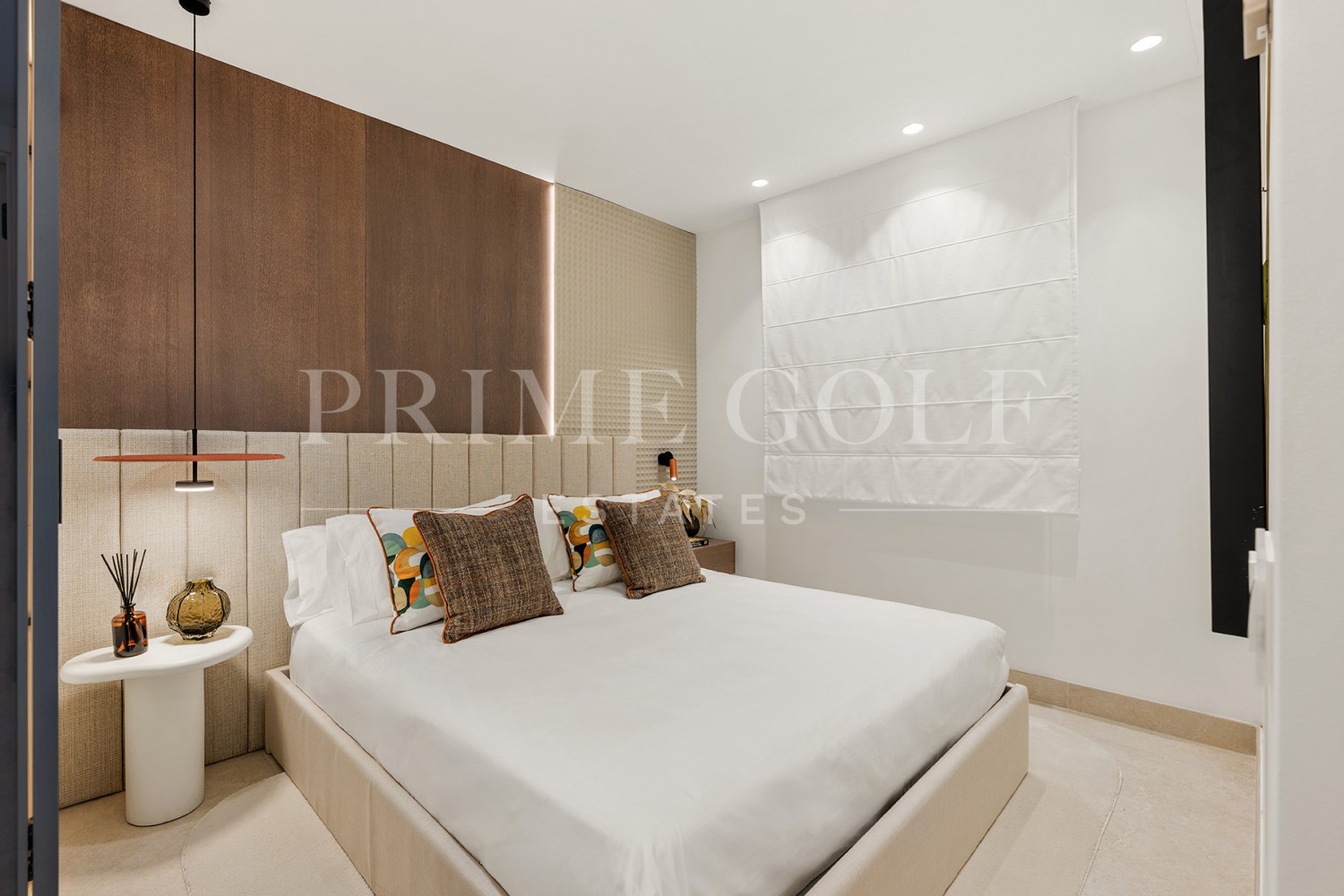 3 bed Apartment For Sale in Estepona, Malaga - thumb 11