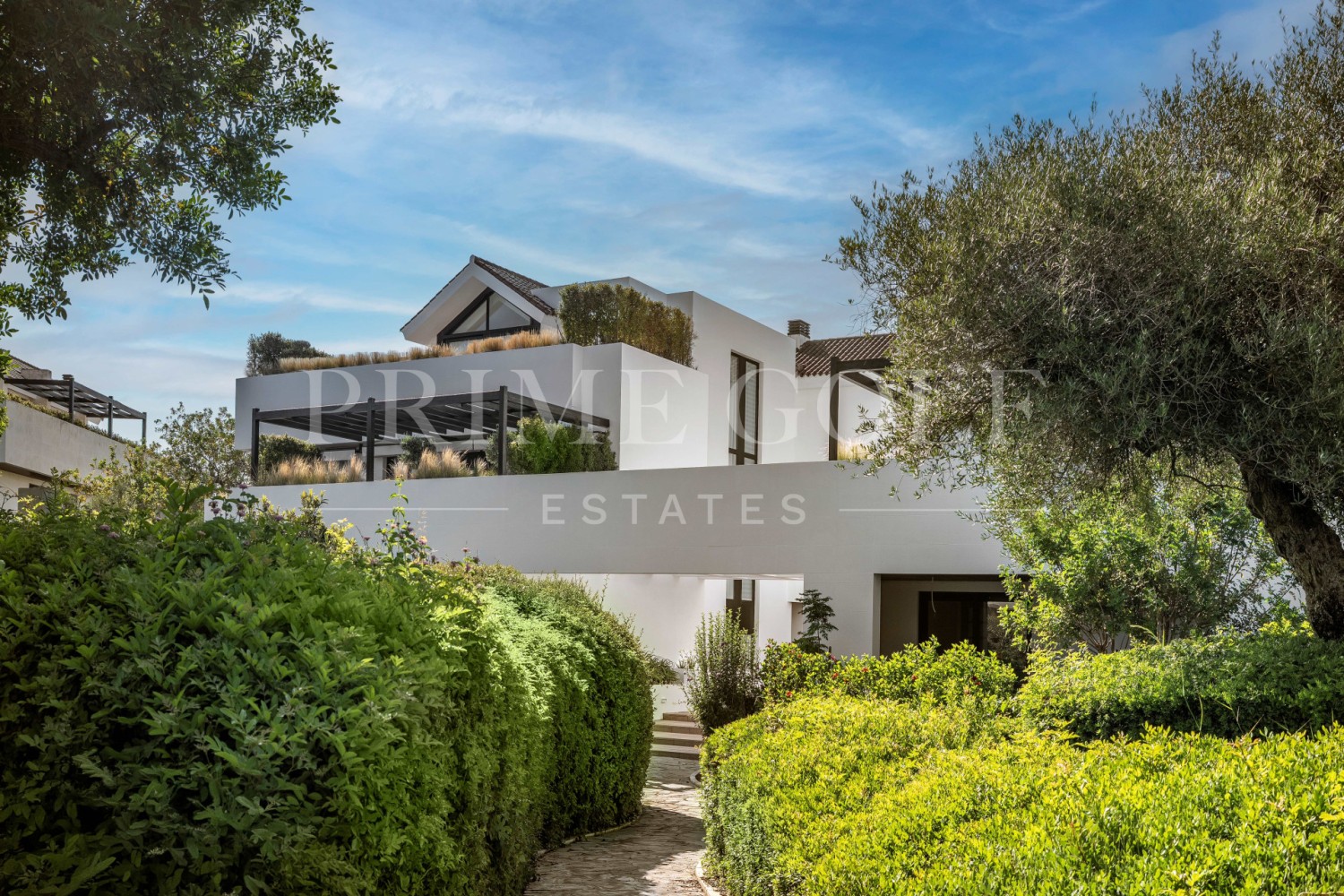 4 bed Villa For Sale in Sotogrande, Cadiz - thumb 2